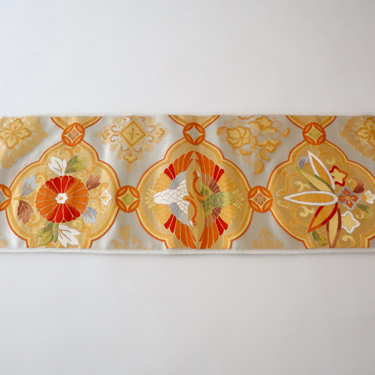 袋帯「金具花鳥文」梅垣織物