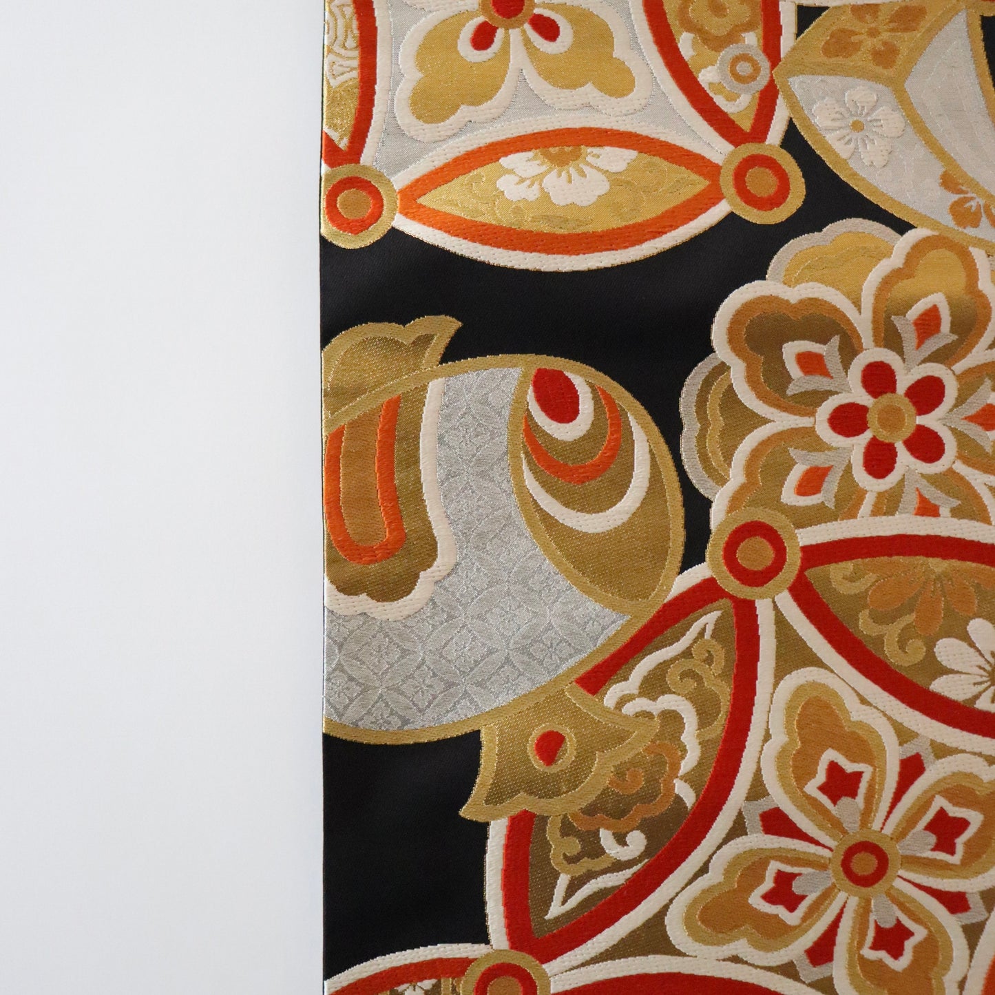 袋帯「吉祥宝尽文」梅垣織物