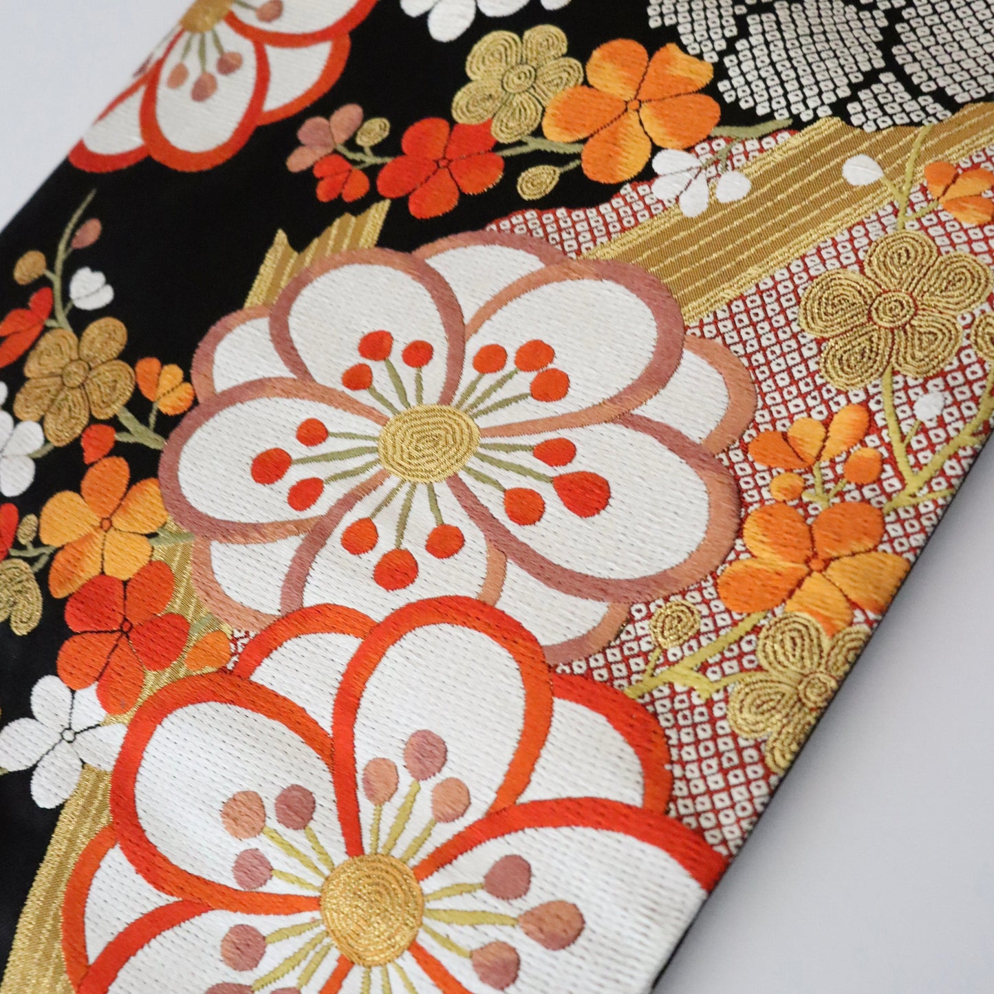 袋帯「竹垣梅花文」梅垣織物