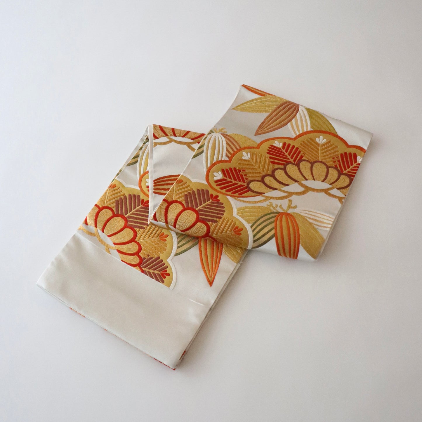 袋帯「彩松笹文」梅垣織物