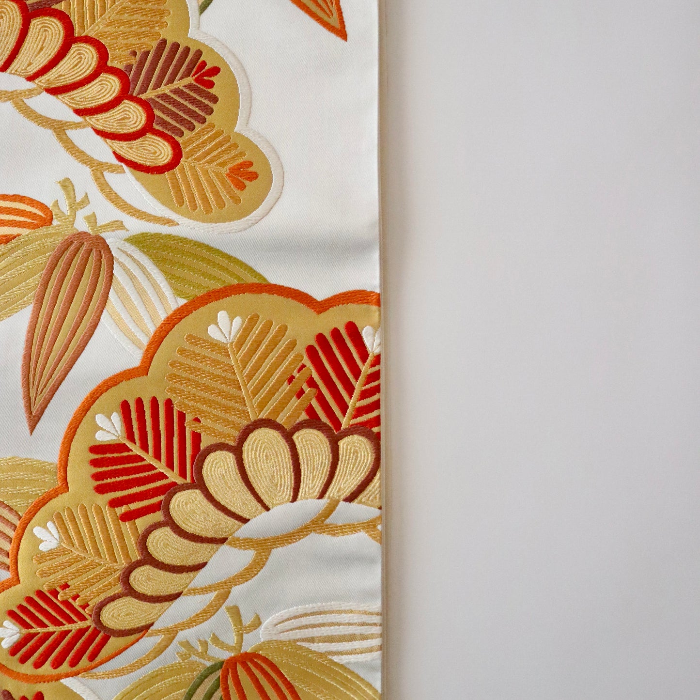 袋帯「彩松笹文」梅垣織物