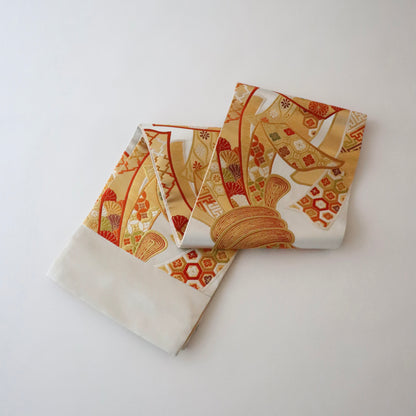 袋帯「慶長熨斗文」梅垣織物