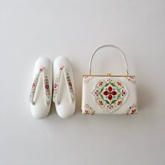 刺繍 | 草履バッグセット | 振袖 | 礼装 | 白 | 華文 | 和小物さくら