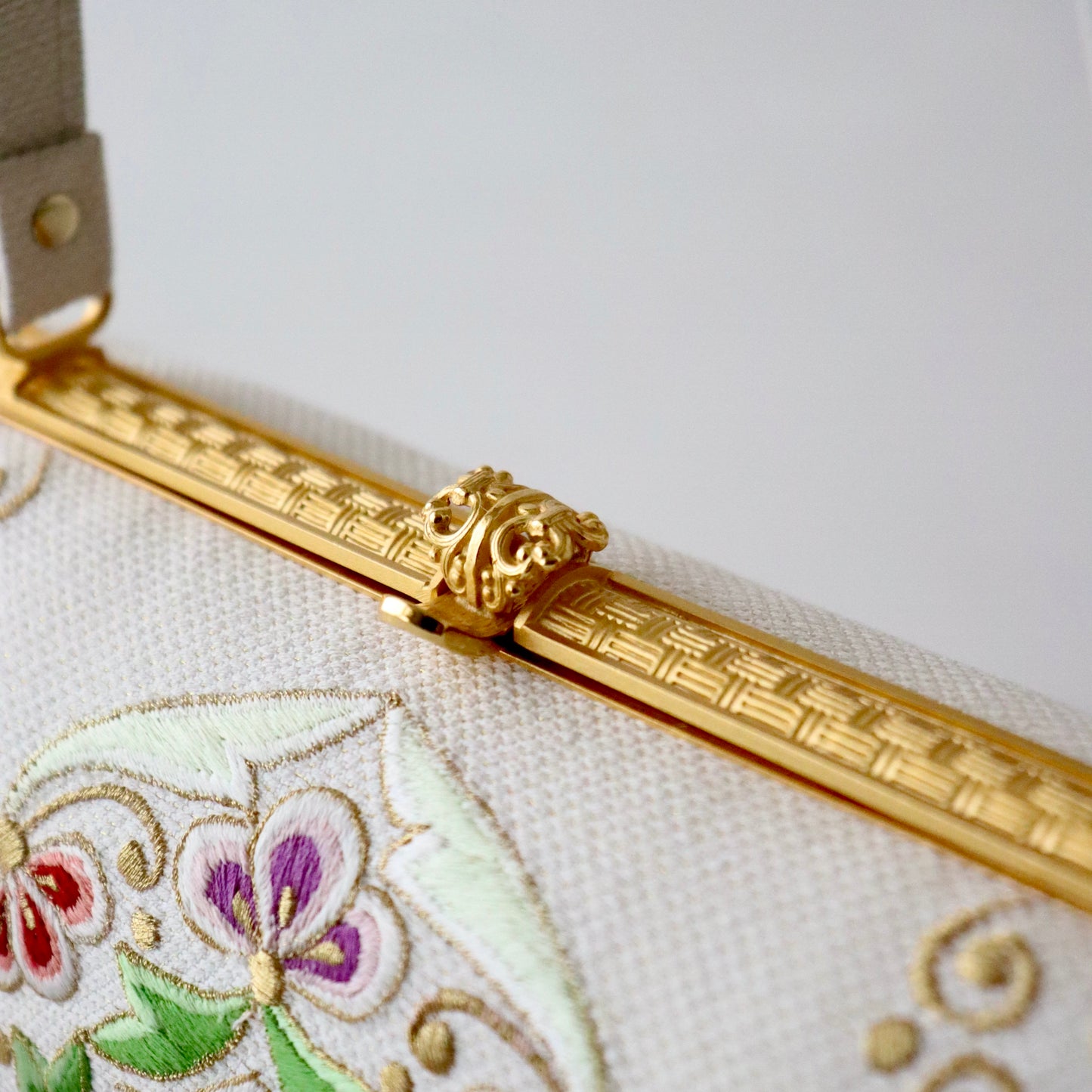 刺繍 | 草履バッグセット | 振袖 | 礼装 | 白 | 華文 | 和小物さくら