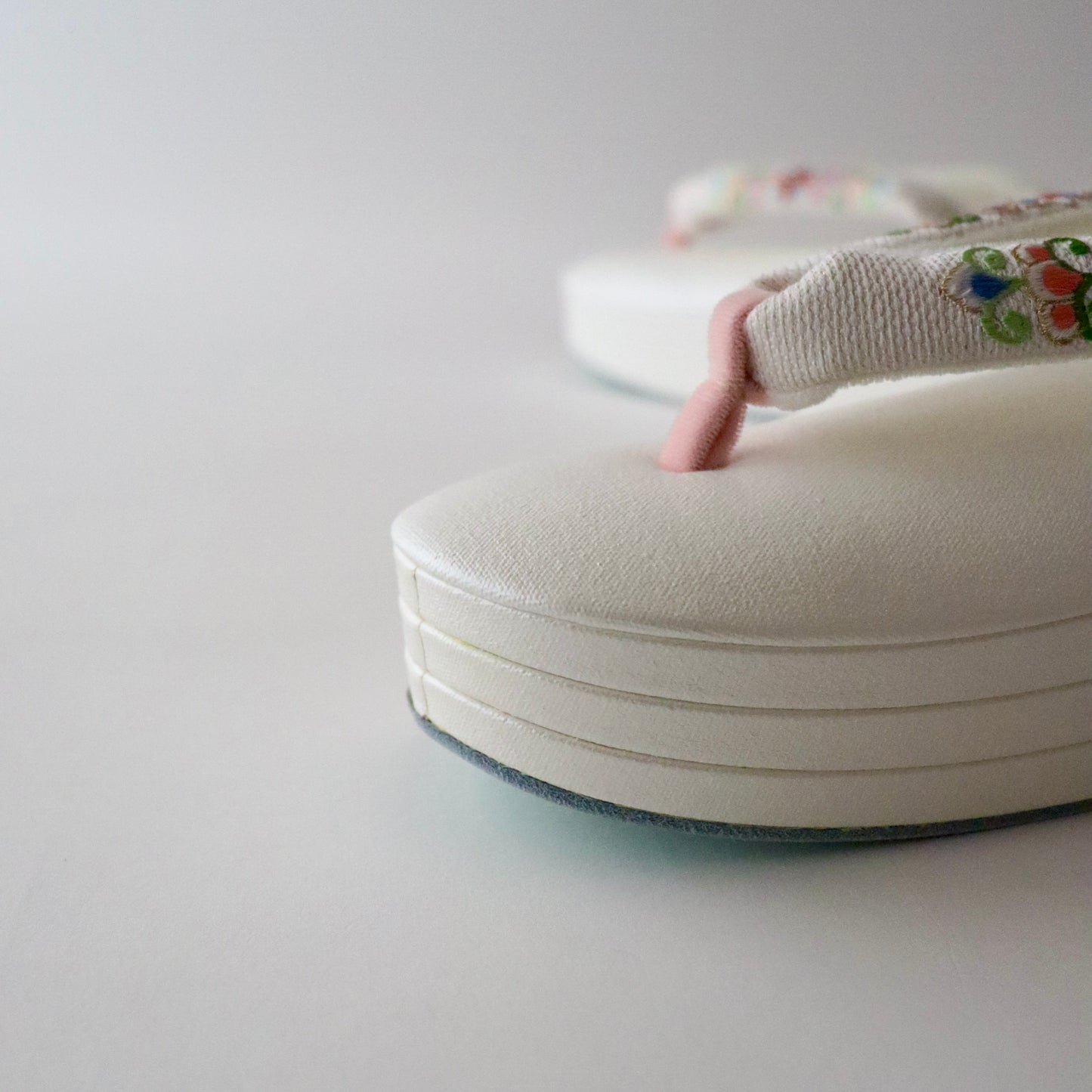 刺繍 | 草履バッグセット | 振袖 | 礼装 | 白 | 華文 | 和小物さくら