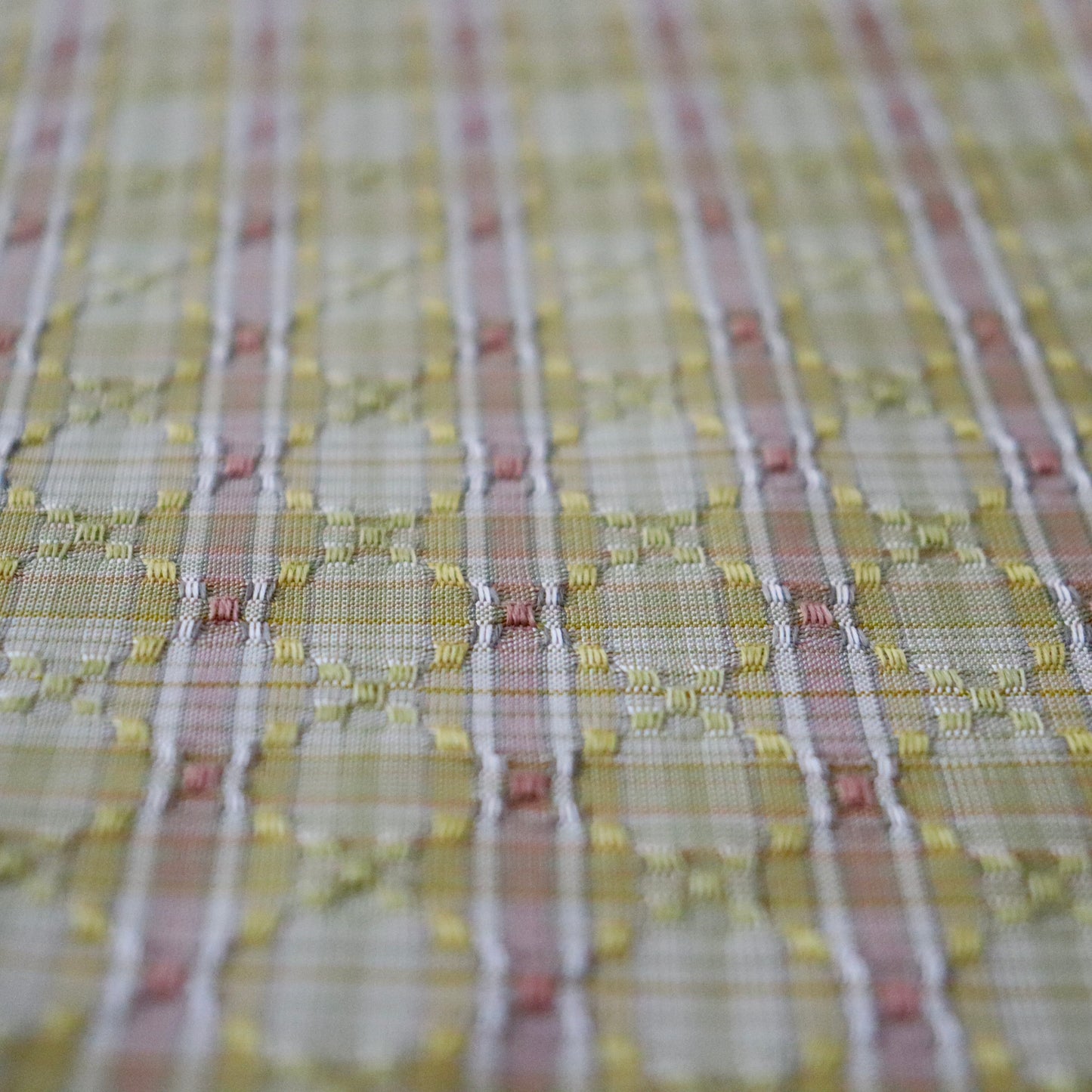 与那国花織「草木染/花織格子 - 緑赤黄」てぃぬはな工房：つのだれい子