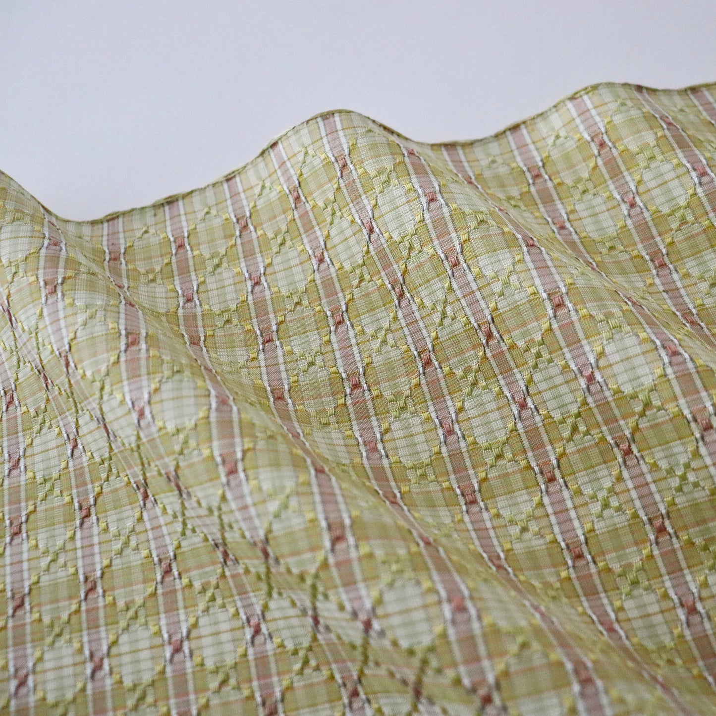 与那国花織「草木染/花織格子 - 緑赤黄」てぃぬはな工房：つのだれい子