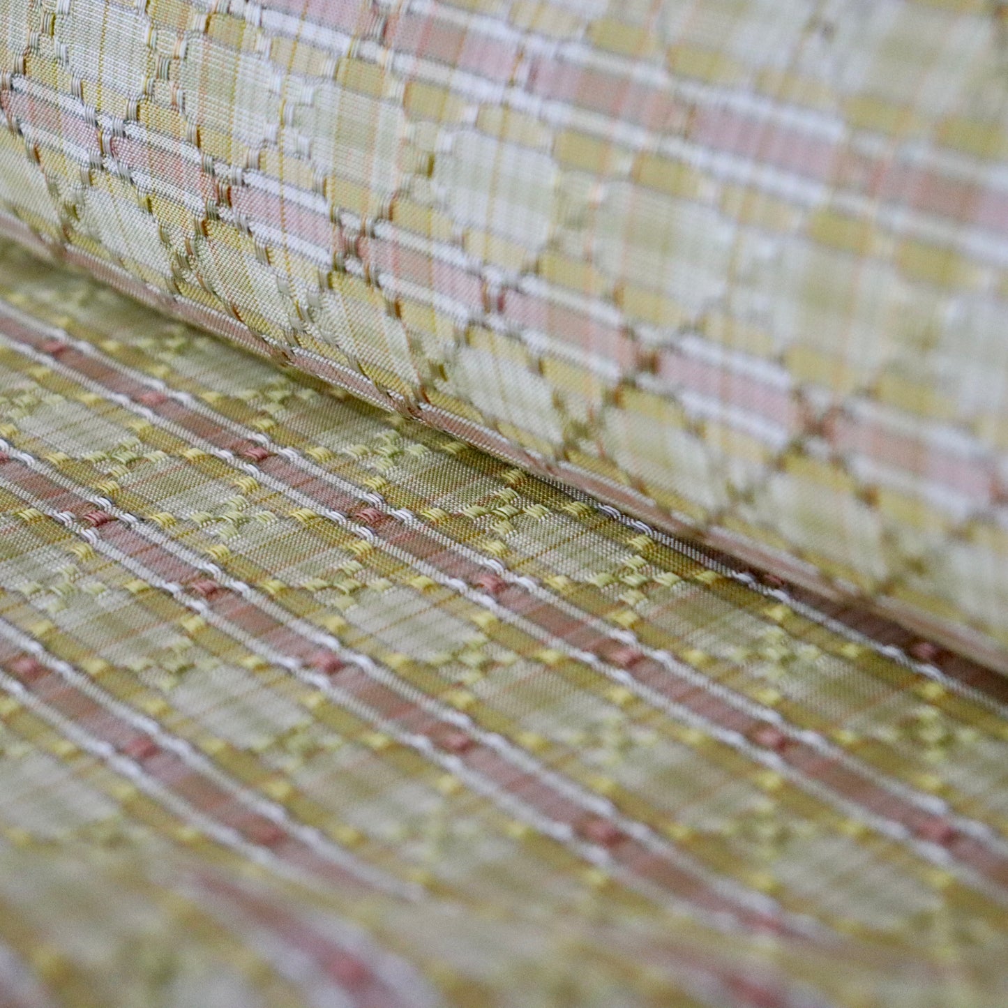 与那国花織「草木染/花織格子 - 緑赤黄」てぃぬはな工房：つのだれい子