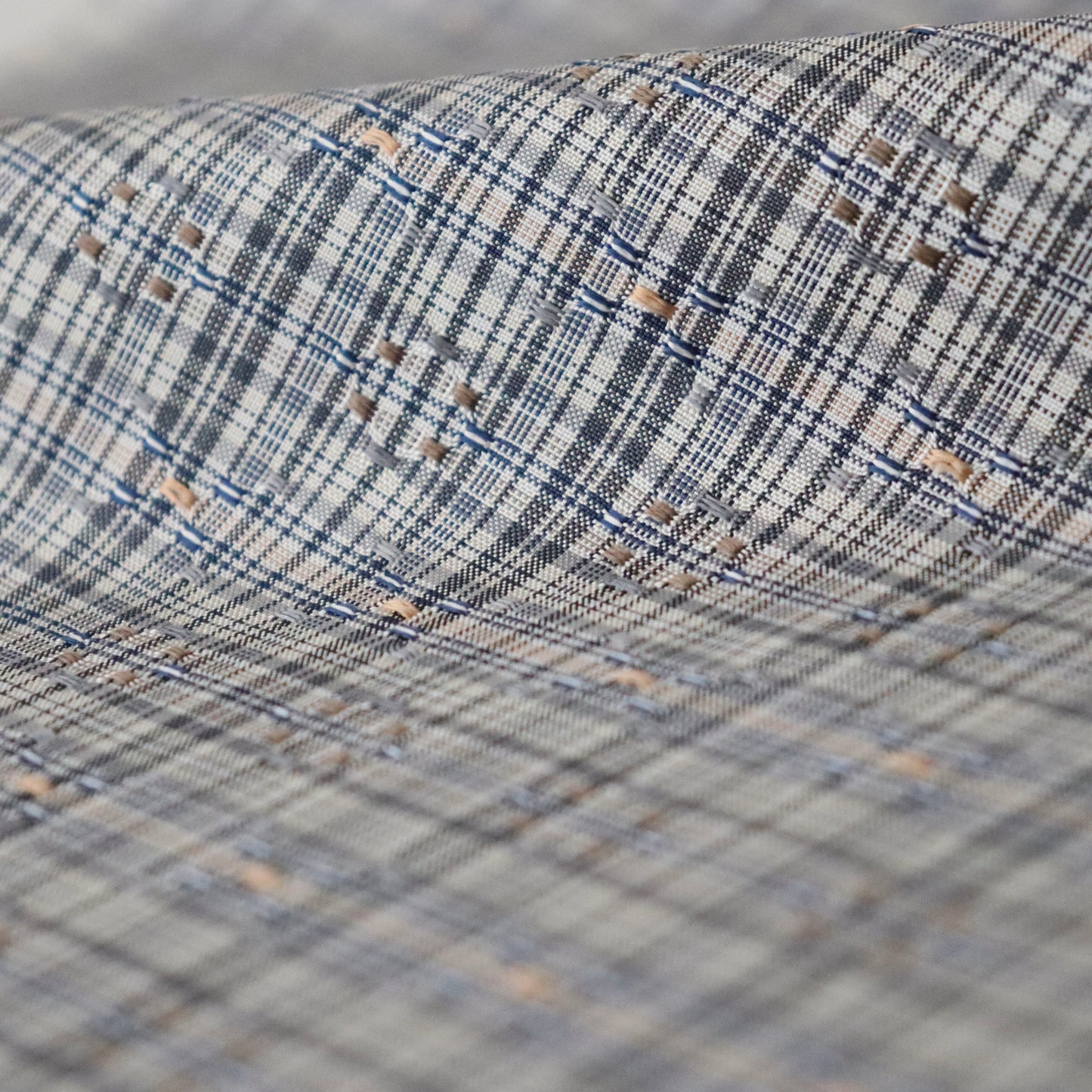 与那国花織「草木染/花織格子 - 薄墨」てぃぬはな工房：つのだれい子