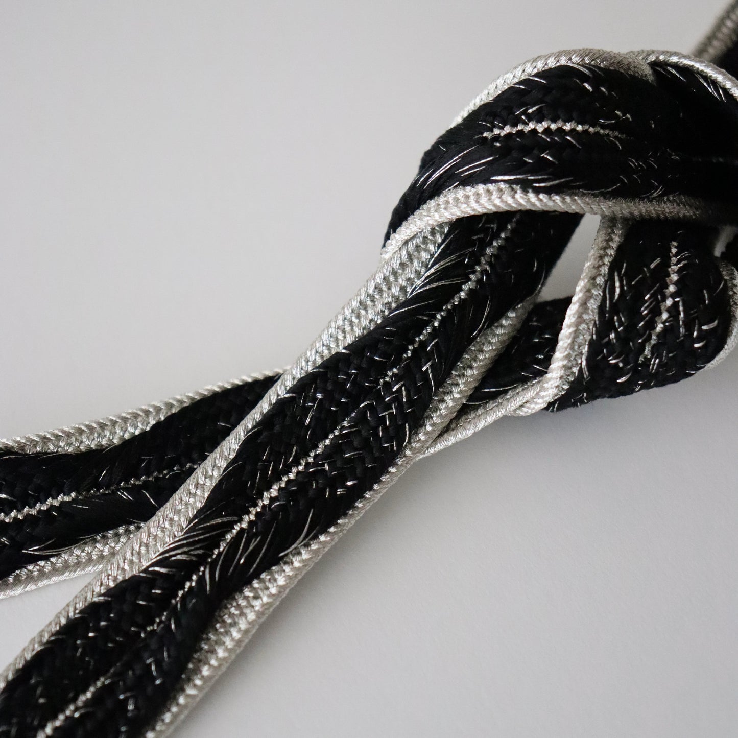 帯締め「高麗浮木の葉- slv blk」和小物さくら