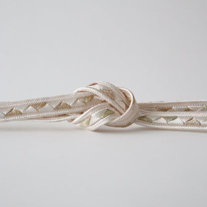 帯締め「高麗浮目静海金糸入 - wht」和小物さくら