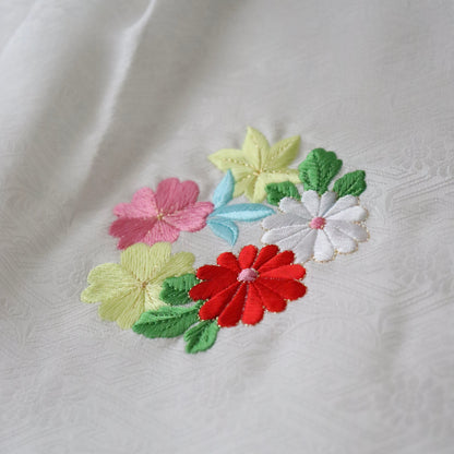被布 | 七五三 | 三歳 | 正絹 | 薬玉 | 白 | 刺繍