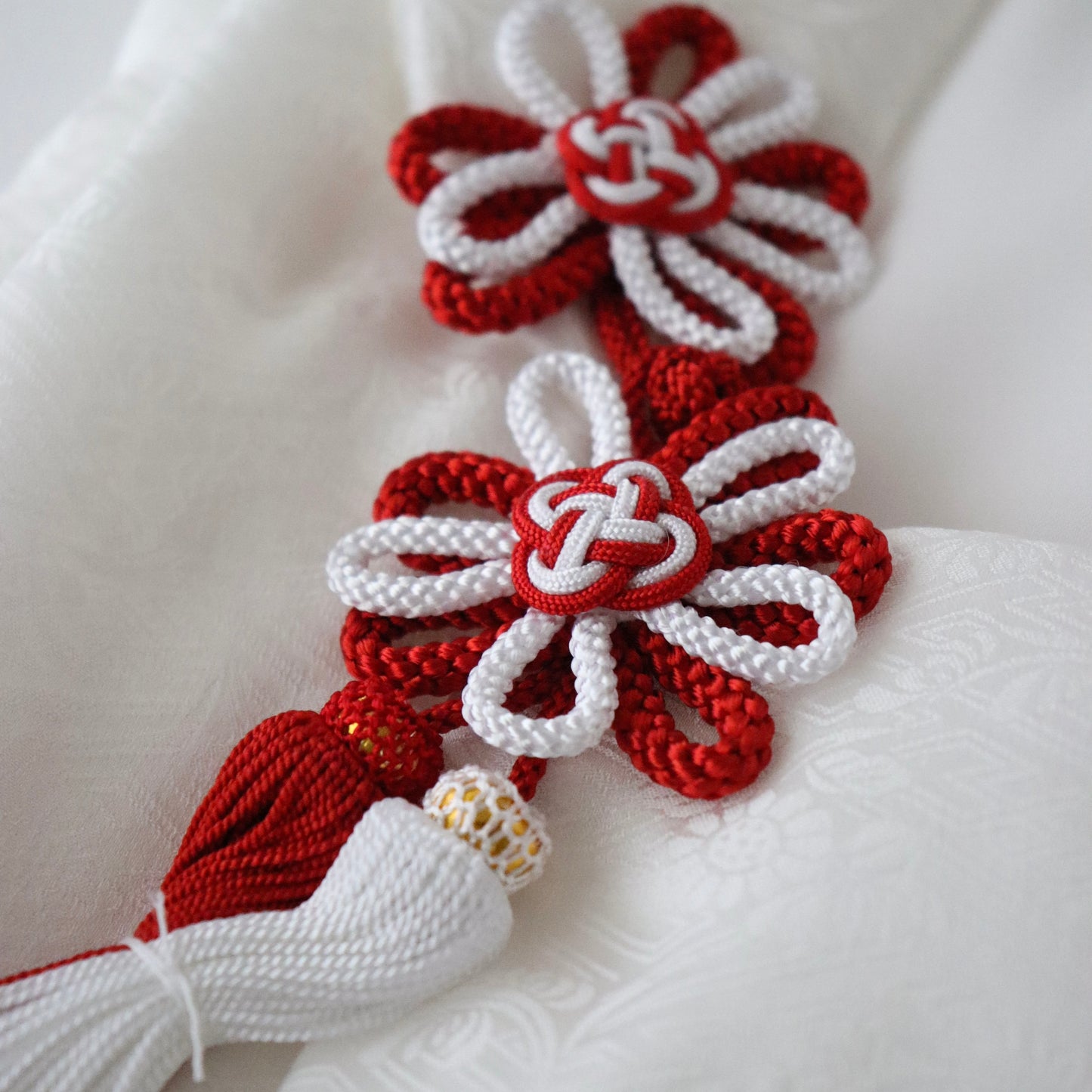 被布 | 七五三 | 三歳 | 正絹 | 薬玉 | 白 | 刺繍