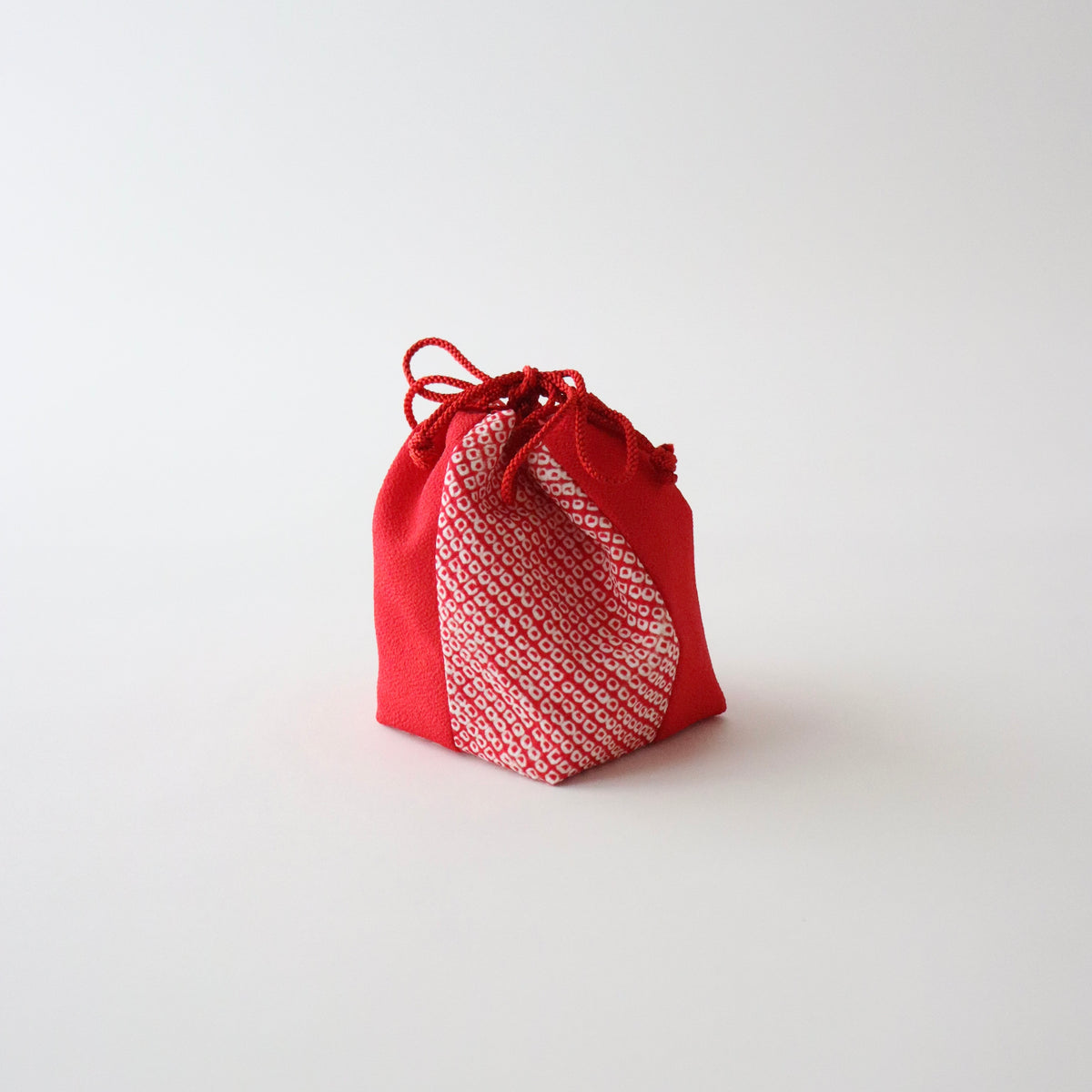 御祝着セット | 七五三 | 三歳 | 正絹 | 赤 | 鞠 | 花籠 | 刺繍