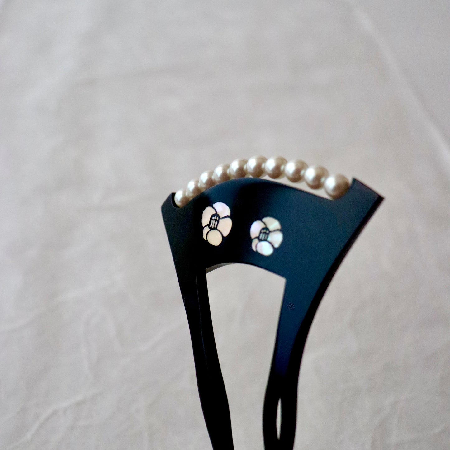 かんざし「螺鈿 椿」大原商店