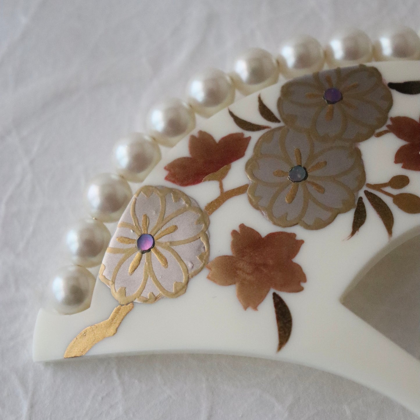 かんざし「桜に珠繋 - wht」大原商店