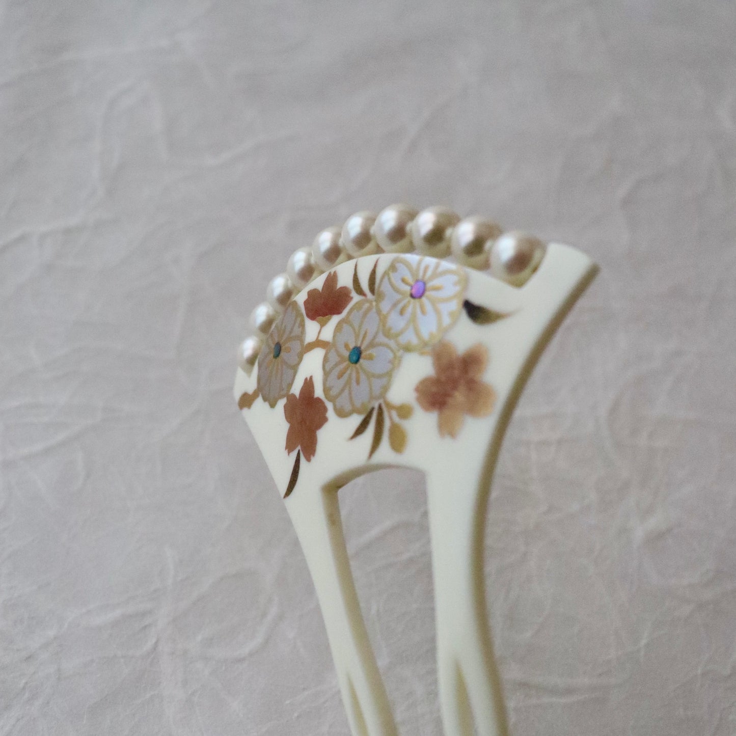 かんざし「桜に珠繋 - wht」大原商店