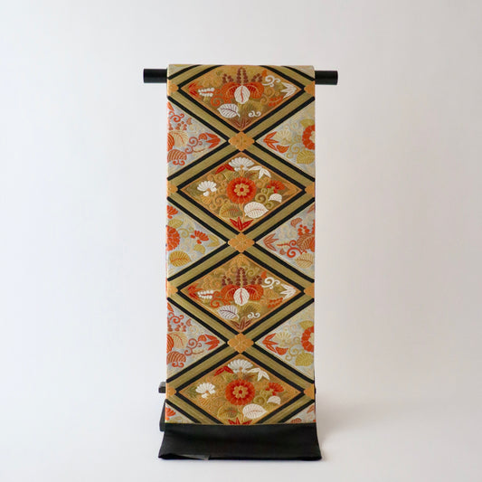 袋帯「舞楽菱文」梅垣織物