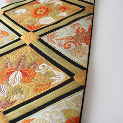 袋帯「舞楽菱文」梅垣織物