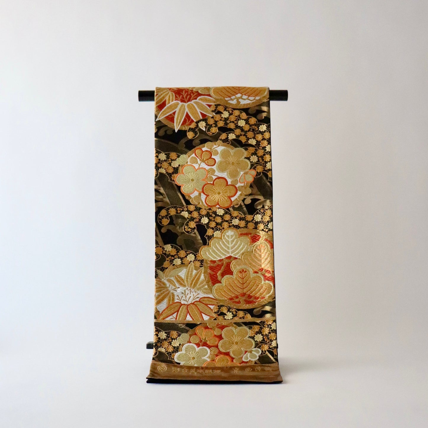 袋帯「松竹梅寿波文」河合美術織物