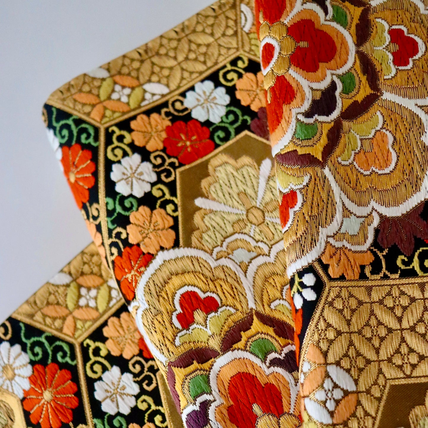 袋帯「有職吉甲秀華文」河合美術織物