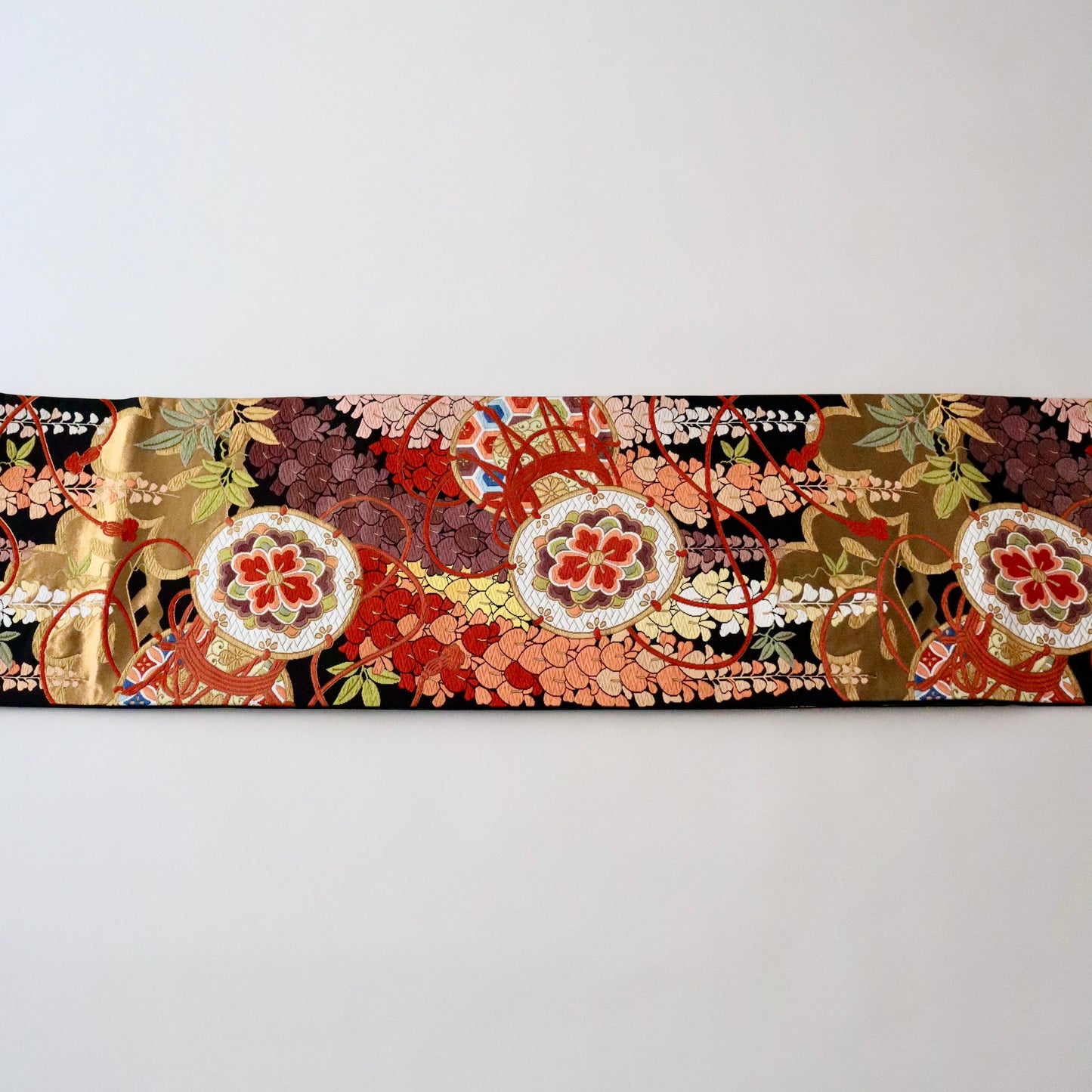 袋帯「雅楽松藤文」河合美術織物