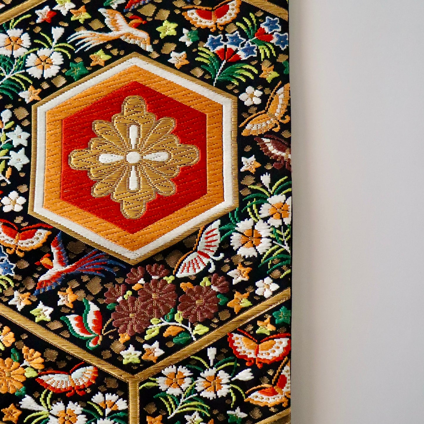 袋帯「平家経巻亀甲文」河合美術織物