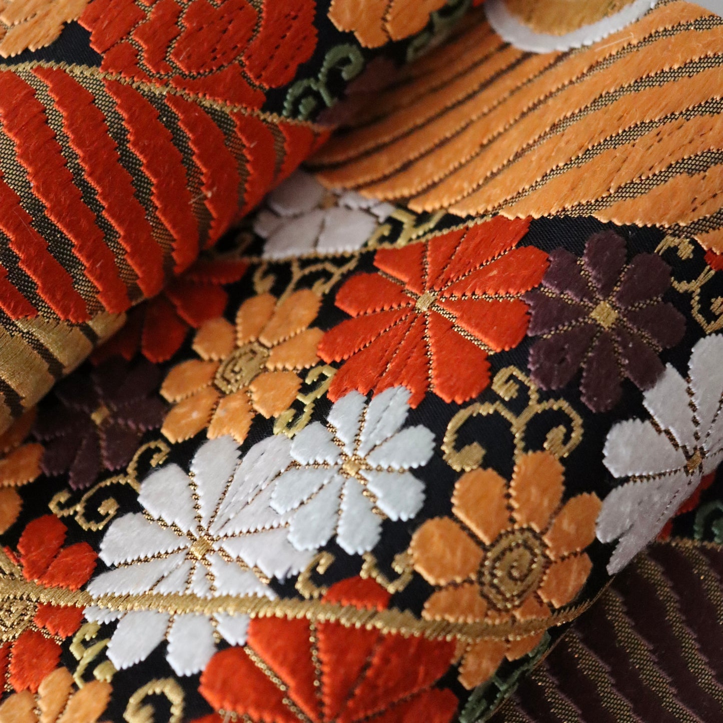 袋帯「雅孔雀小花文」河合美術織物