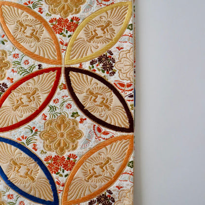 袋帯「彩七宝寿蝶華文」河合美術織物