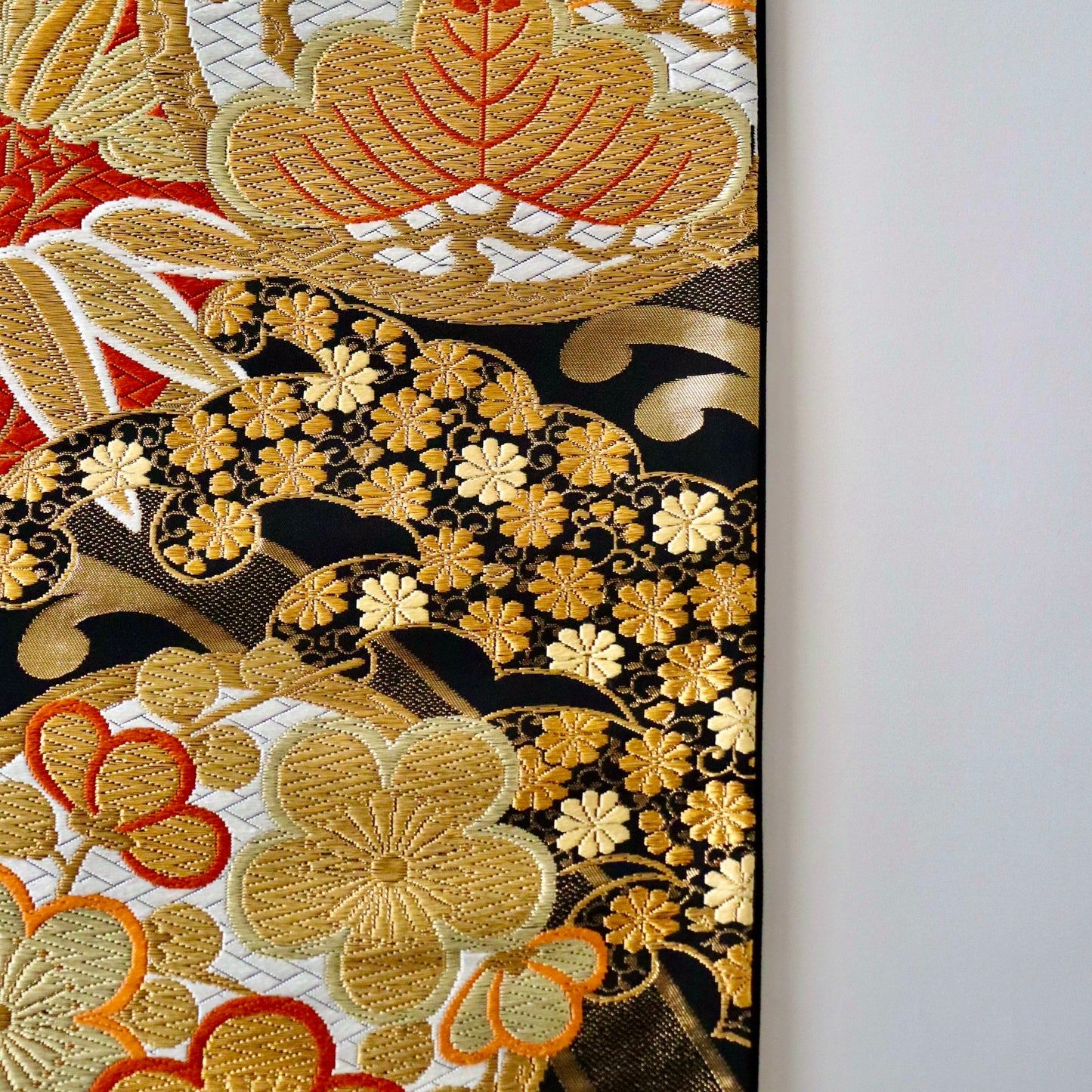 袋帯「松竹梅寿波文」河合美術織物