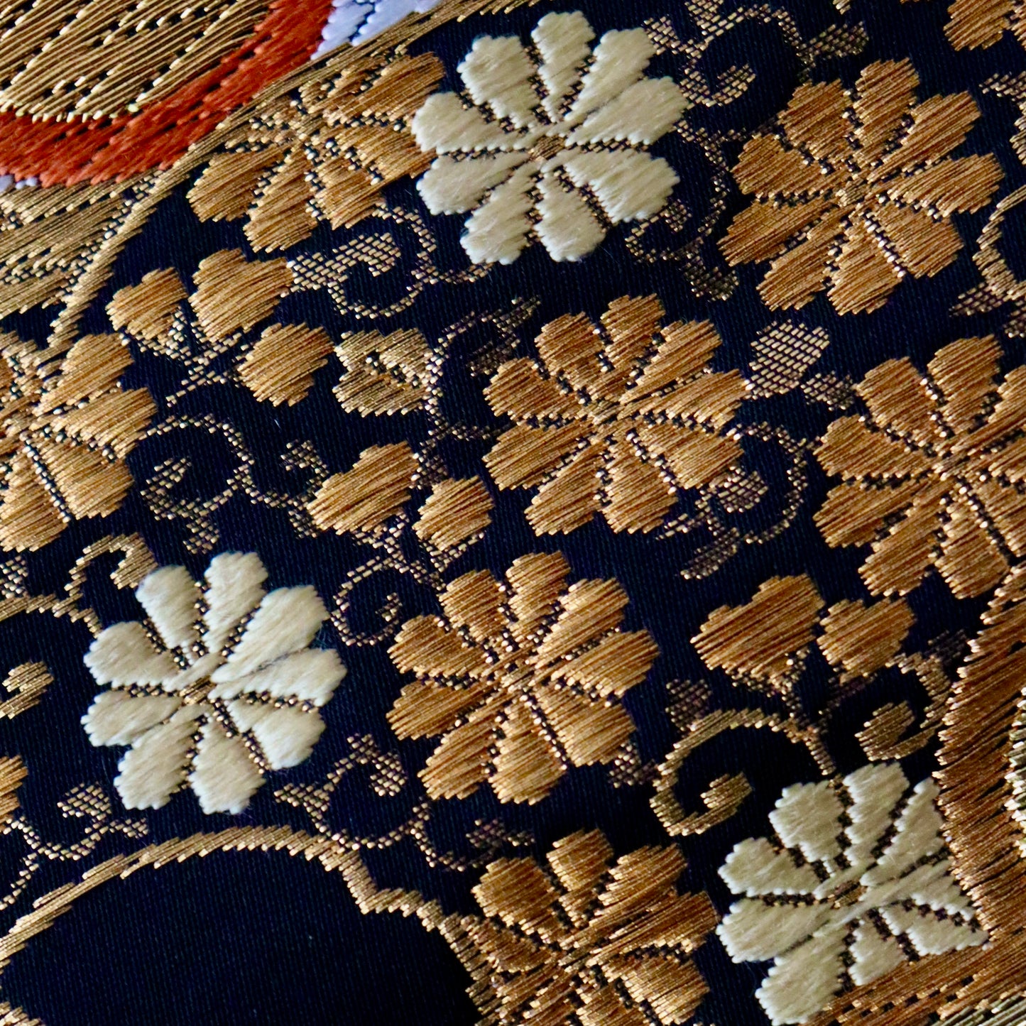 袋帯「松竹梅寿波文」河合美術織物