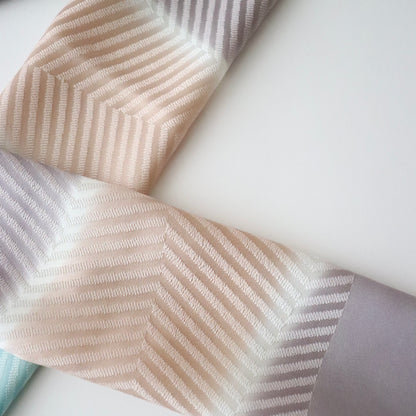 帯揚げ「斜取三色 - gry.lt-b」和小物さくら