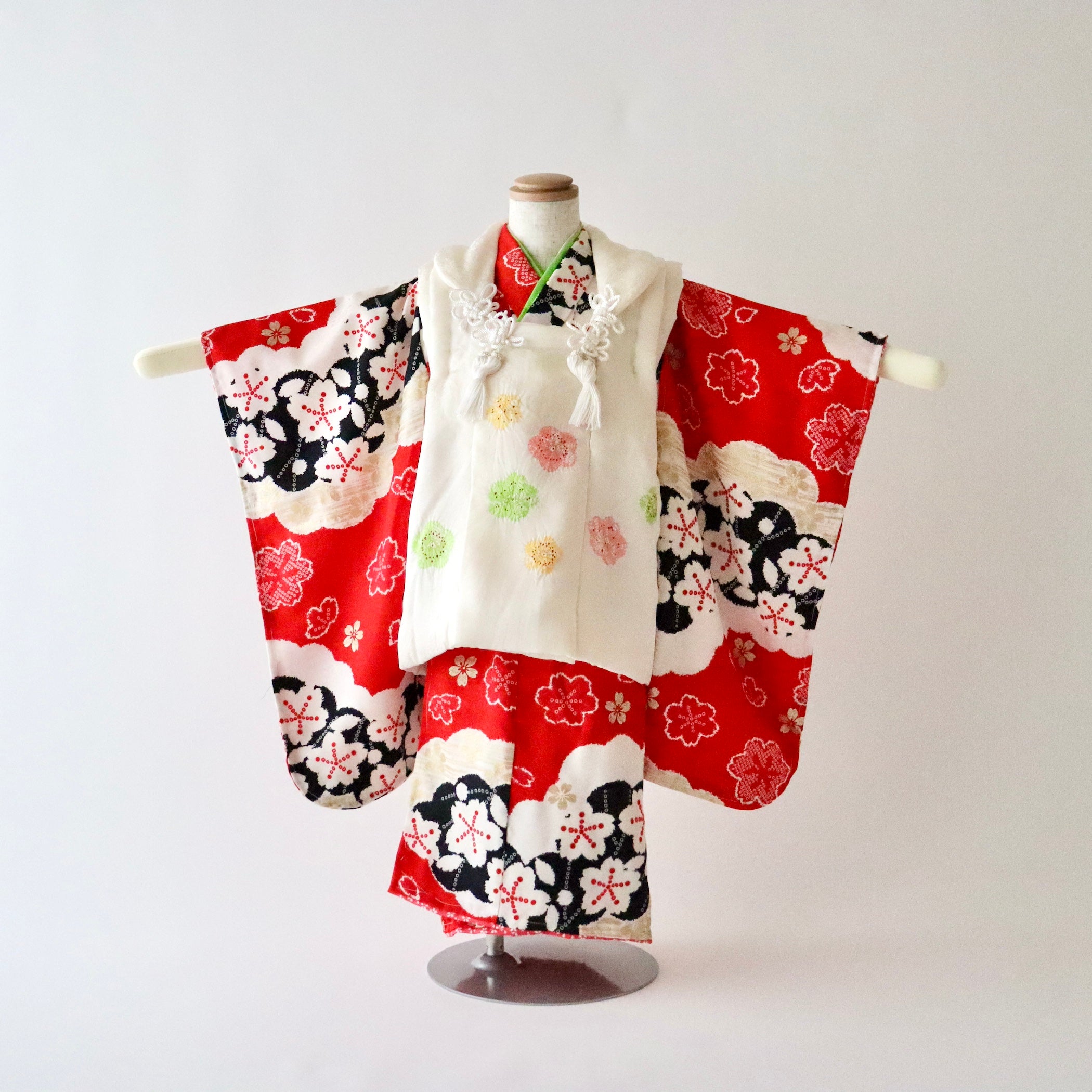 七五三詣り『三歳』の御祝着 – 荒井呉服店オンラインショップ
