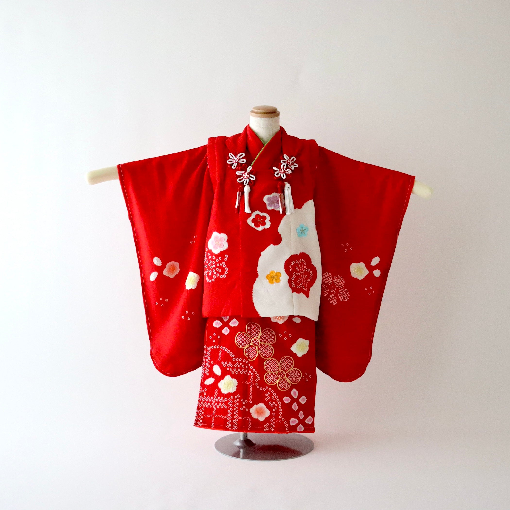七五三 3歳 お祝着 七五三詣り『三歳』の御祝着 – 荒井呉服店オンラインショップ