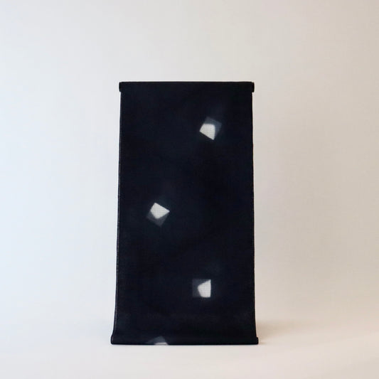 綿麻紅梅絞染ゆかた「板締」紺仁