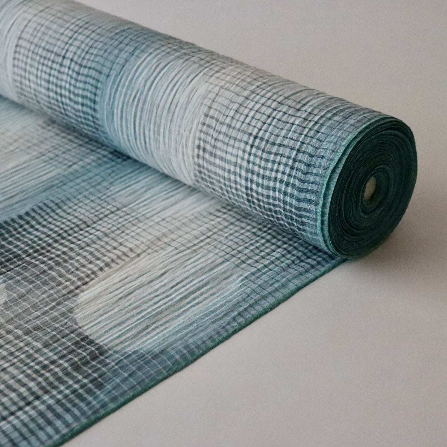 小千谷縮「ぼかし輪繋ぎ」おだきん