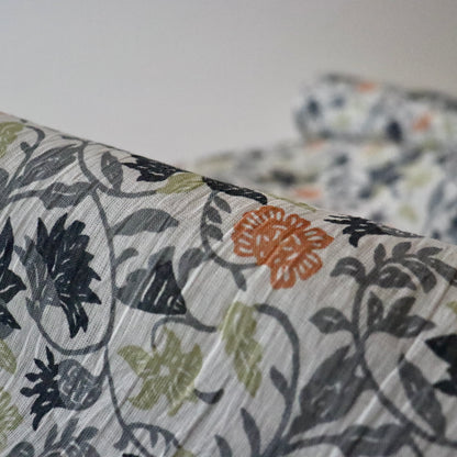 近江ちぢみ「型染 - 更紗多色」衣草紙