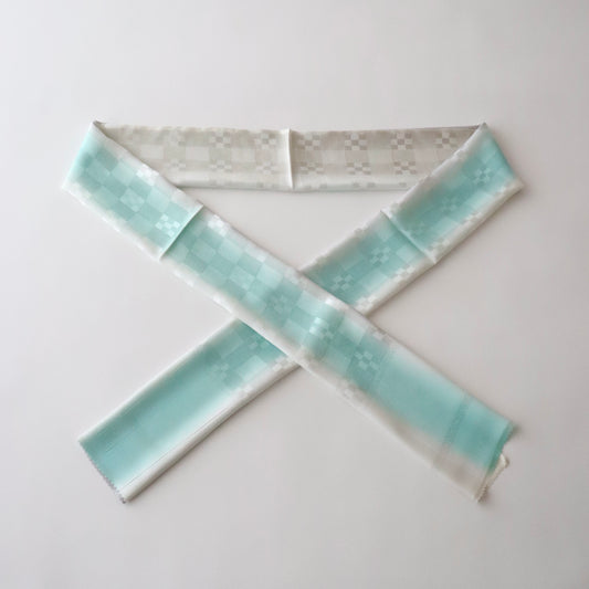 帯揚げ「紋紗市松地紋立暈し-wh/gr/gy」和小物さくら