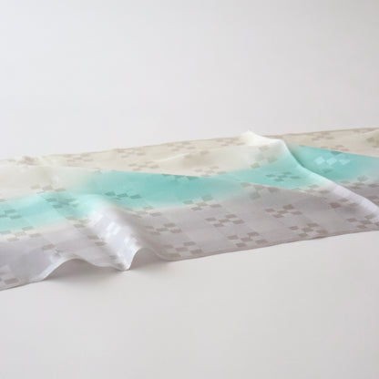 帯揚げ「紋紗市松地紋立暈し-wh/gr/gy」和小物さくら