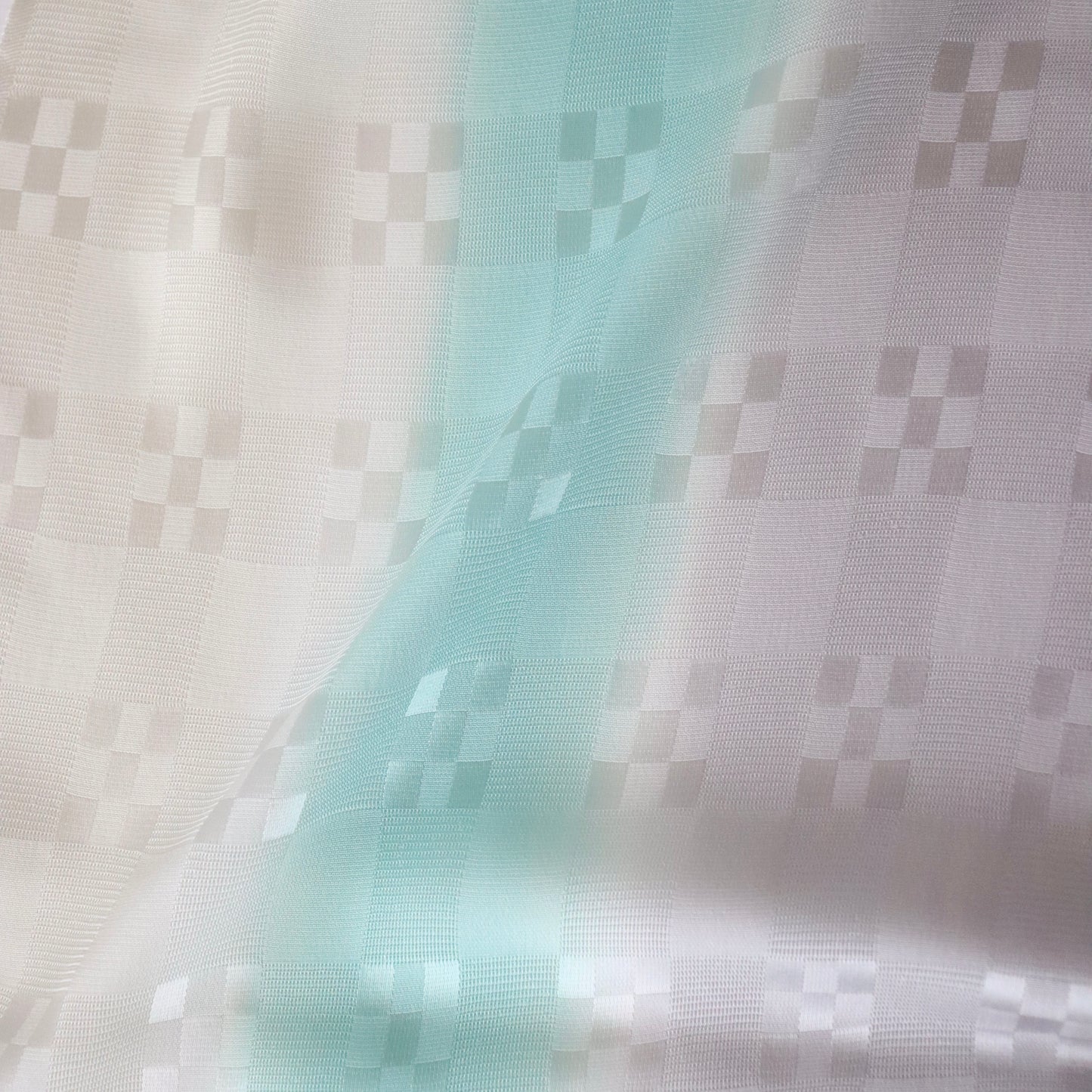 帯揚げ「紋紗市松地紋立暈し-wh/gr/gy」和小物さくら