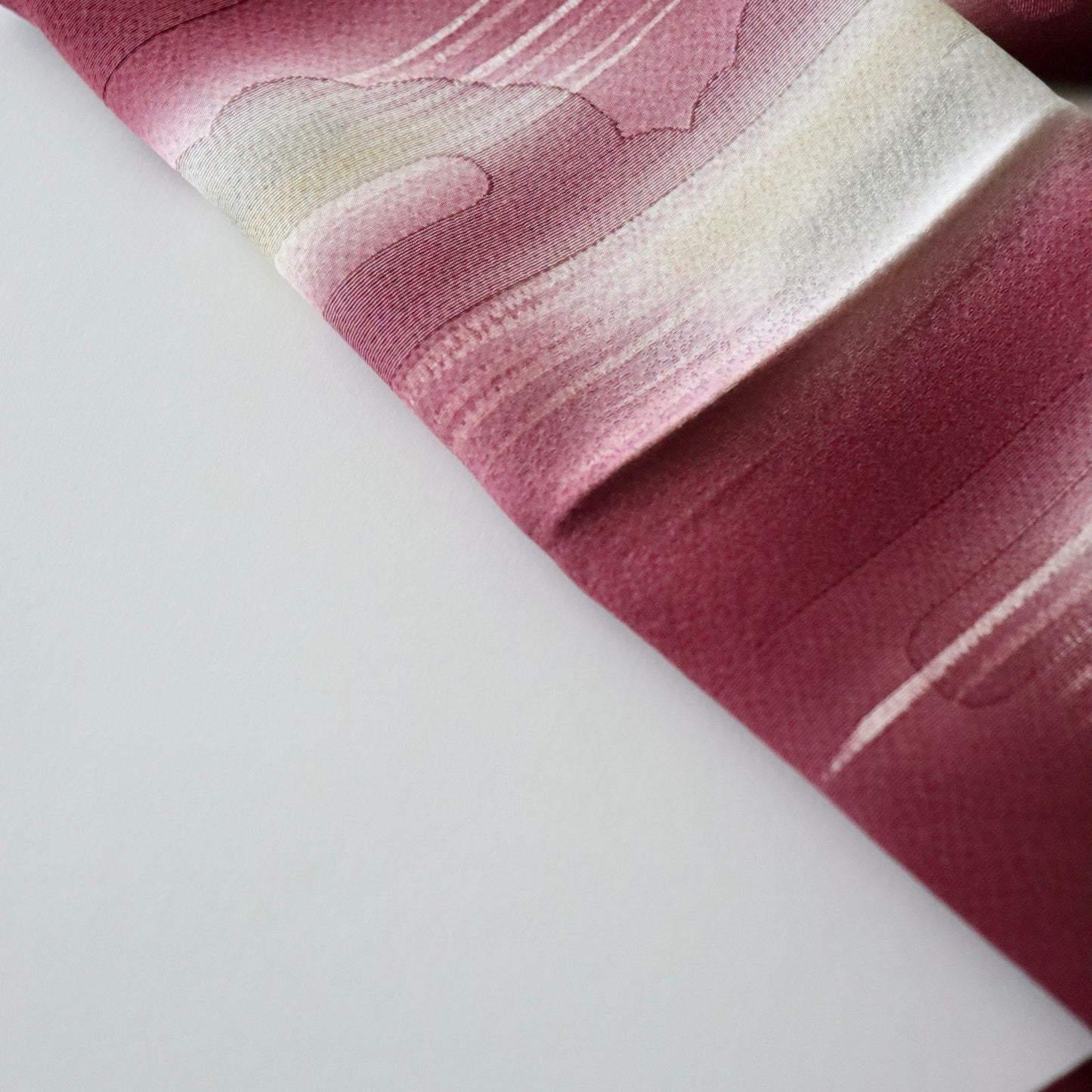 帯揚げ「雲文霞暈し - burg」和小物さくら