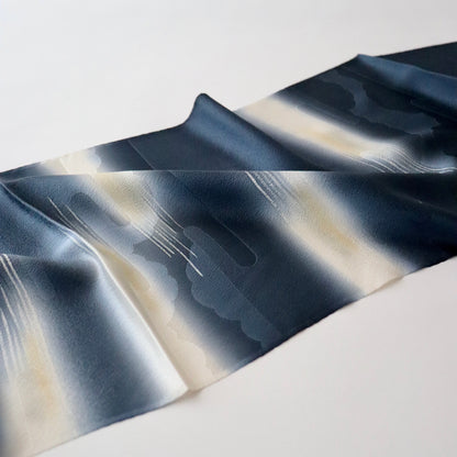 帯揚げ「雲文霞暈し - nvy」和小物さくら