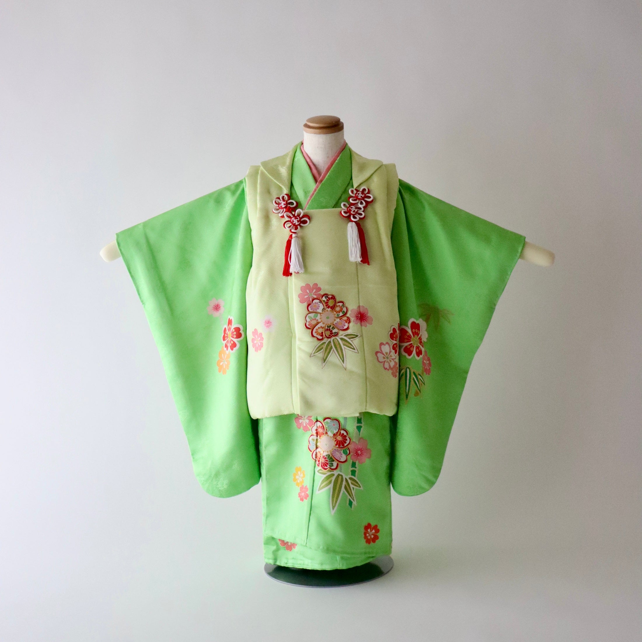 七五三詣り『三歳』の御祝着 – 荒井呉服店オンラインショップ