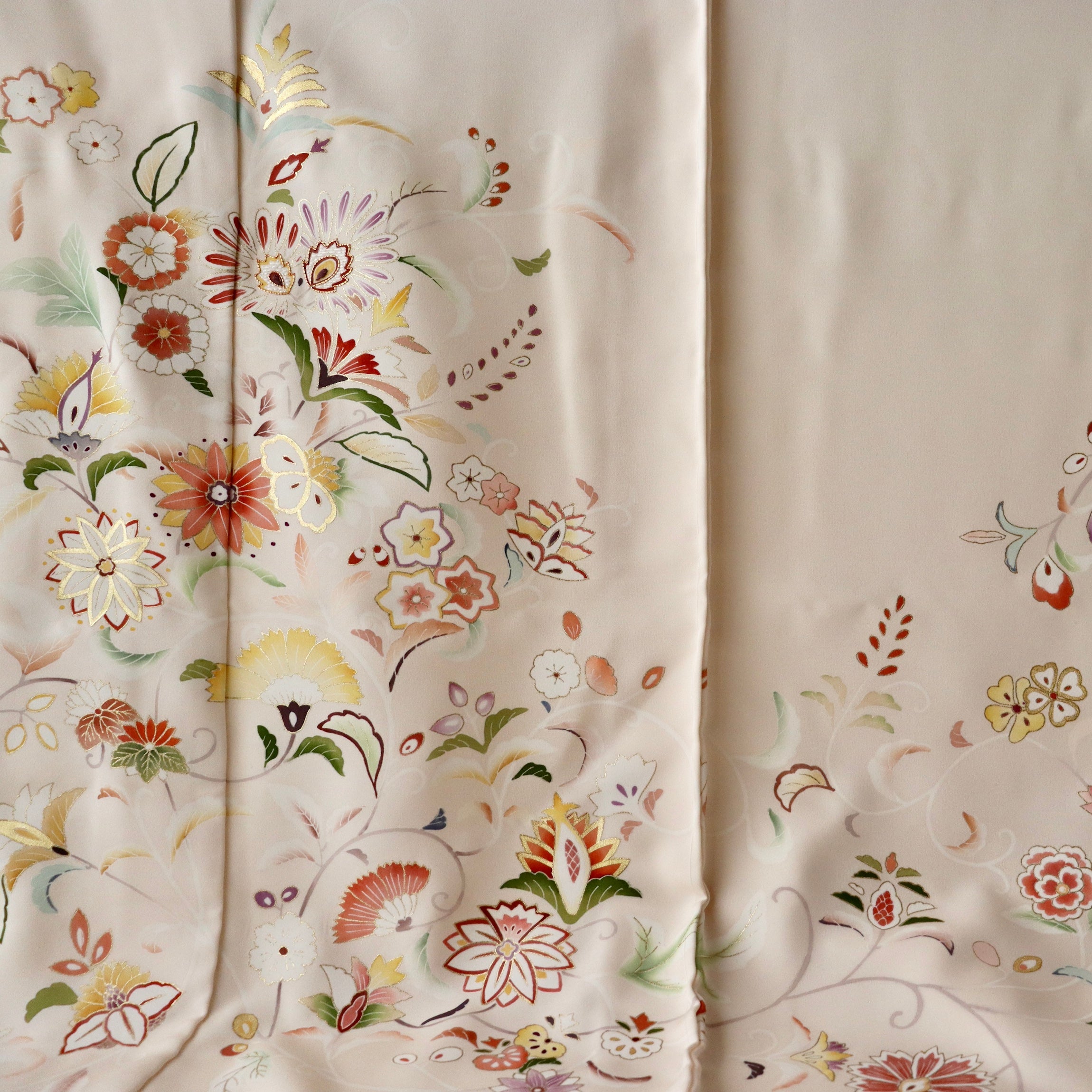 美品 手描き友禅 着物“視覚にアピール！桜や鴛鴦が待つオアシス”訪問着R+20 美品 手描き友禅 着物“視覚にアピール！桜や鴛鴦が待つオアシス