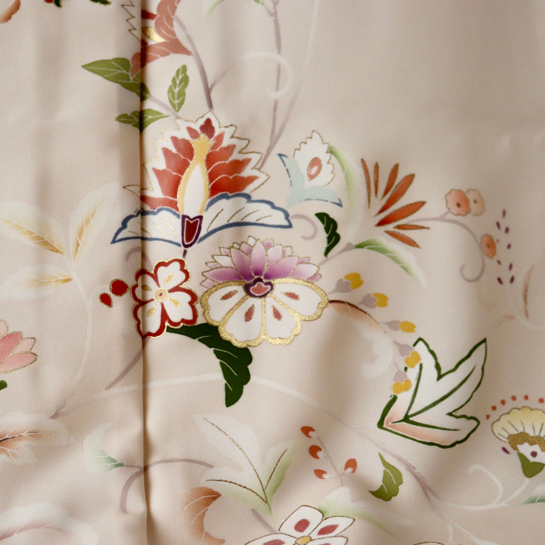 訪問着「手描き京友禅 - 宝相華百花」高橋啓 – 荒井呉服店