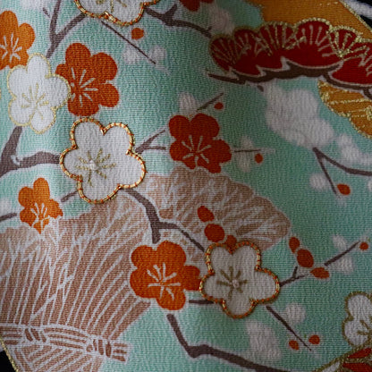 黒留袖「手描き京友禅 - 波に巻物」髙橋啓