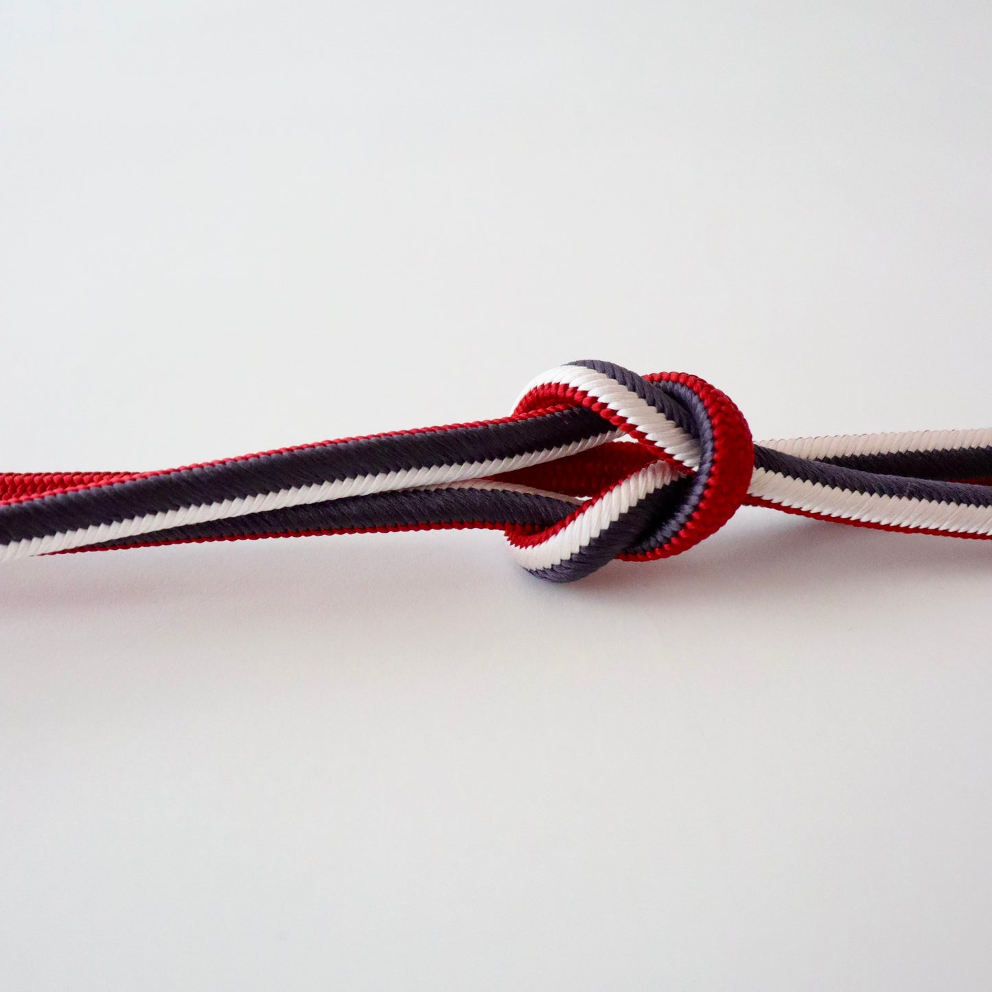 帯締め「丸唐大和組 - rd/nv」和小物さくら