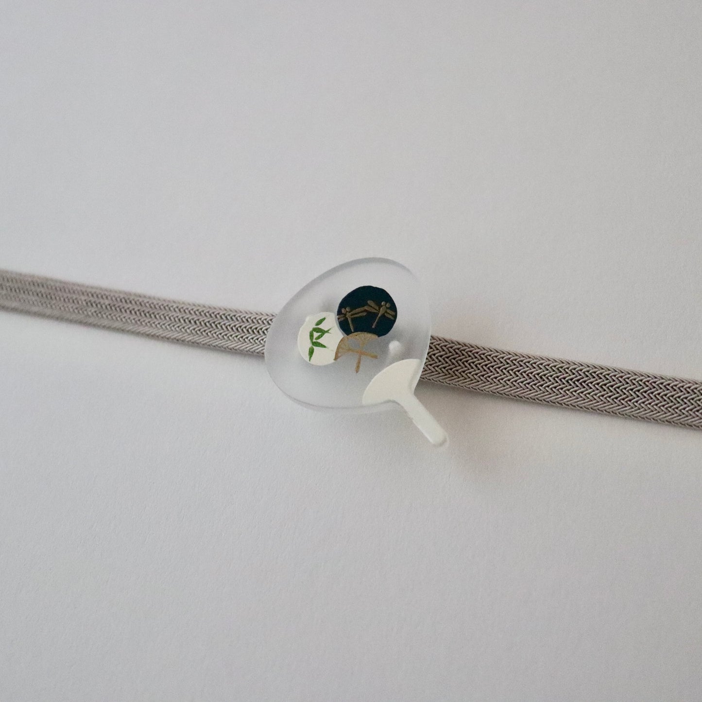 帯留「団扇にうちわ」大原商店