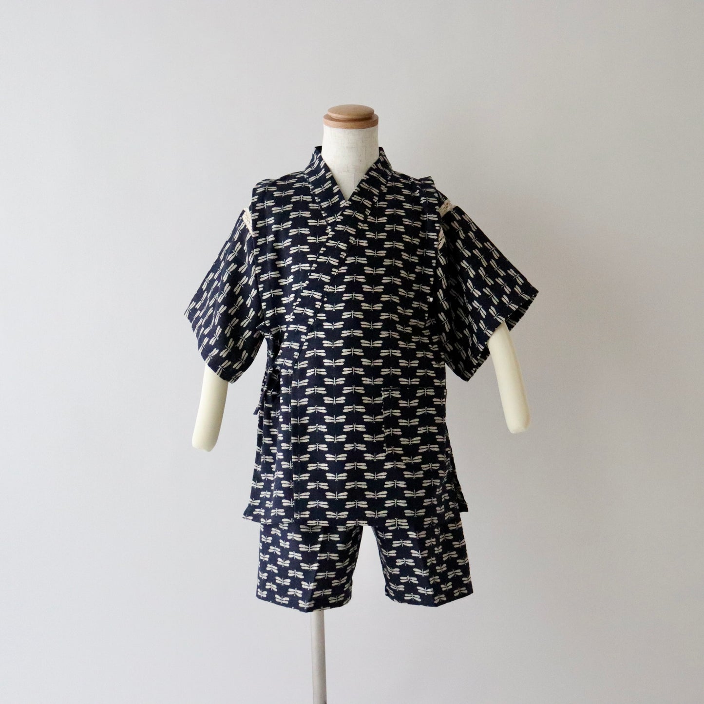 お子様甚平「蜻蛉」サイズ120：身長115〜125cm前後向け