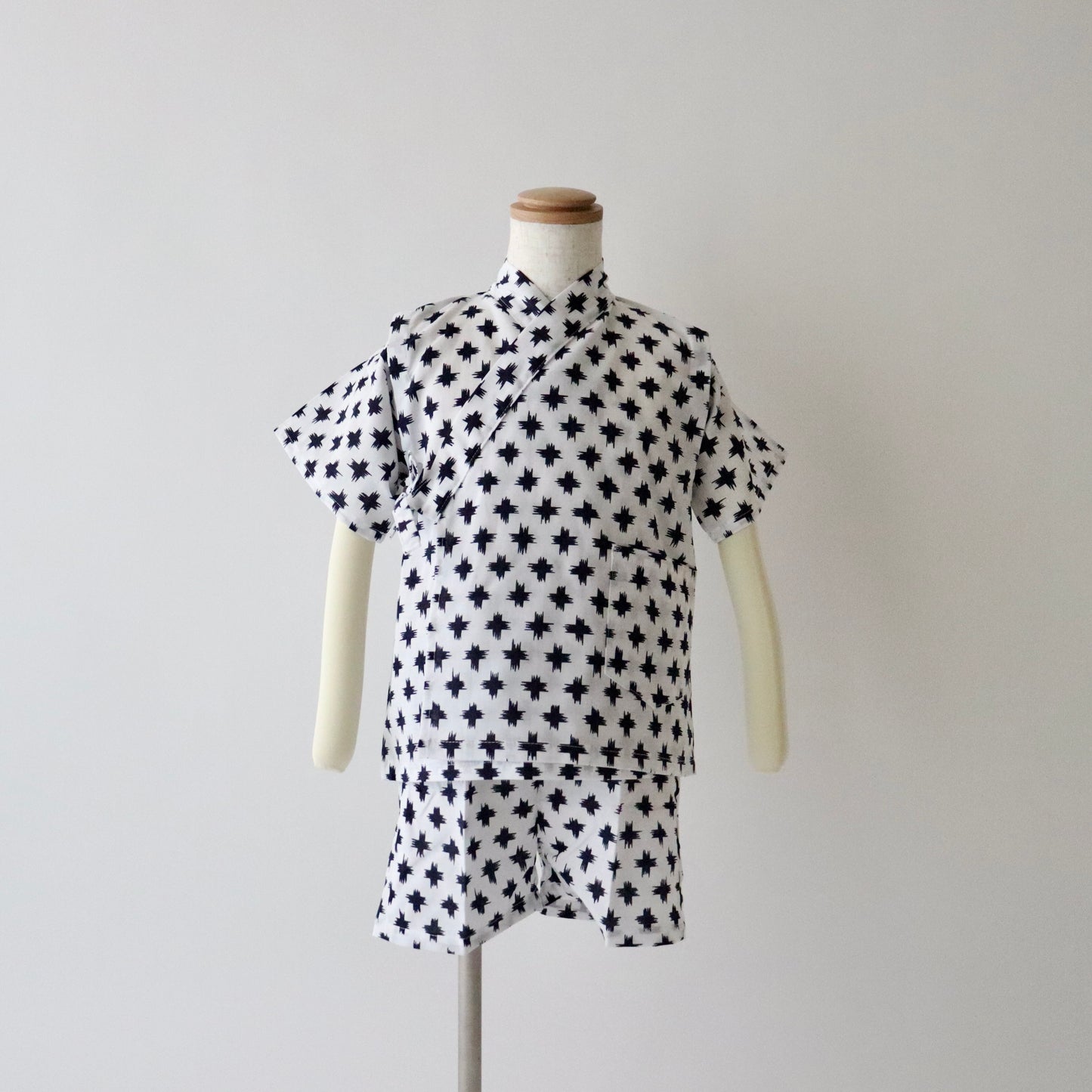 お子様甚平「絣」サイズ100：身長95〜105cm前後向け